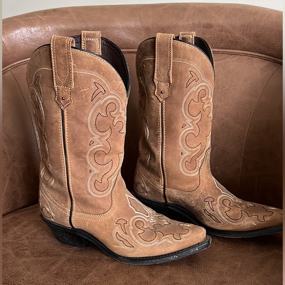 Cowboy Boots - Picture 2 of 5